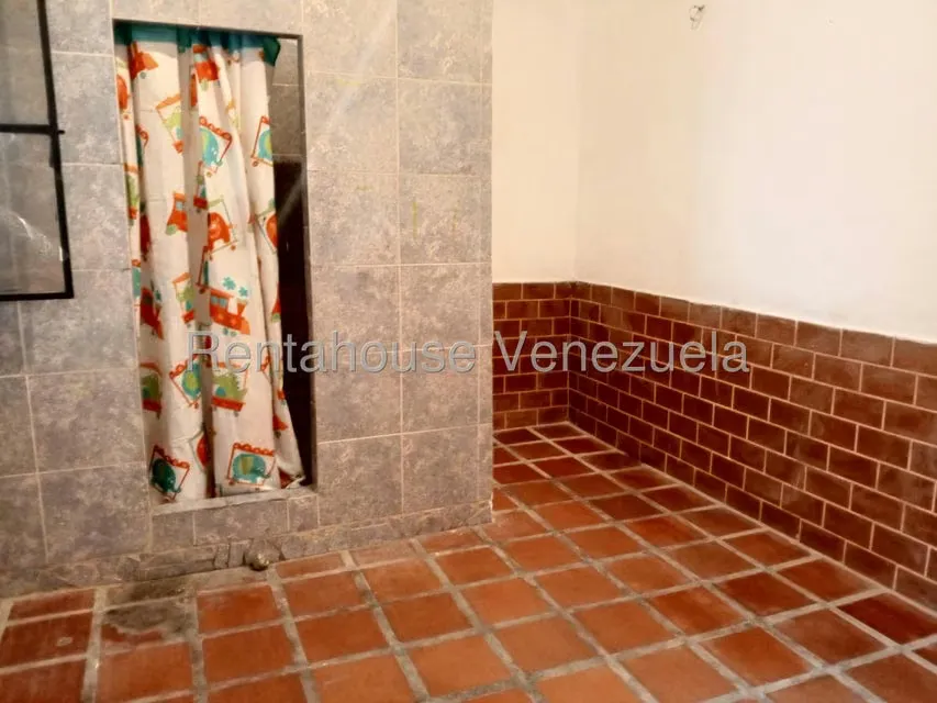 Casa (Multipes Niveles) en Venta en Los Rosales, Distrito Metropolitano - 5