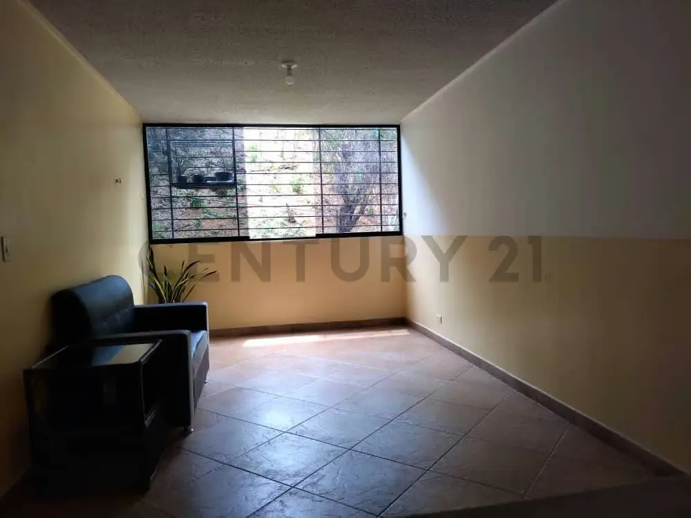 CD. Venta de Apartamento en Ciudad Casarapa. - 6