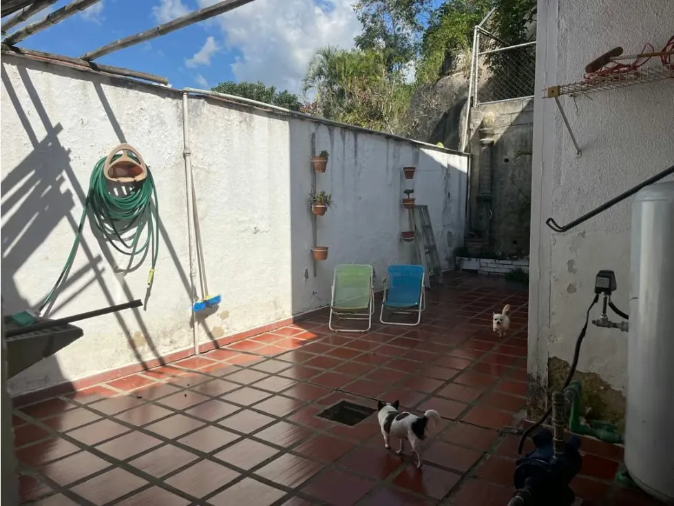 CASA EN VENTA EL PEÑON 800M2 T - 9