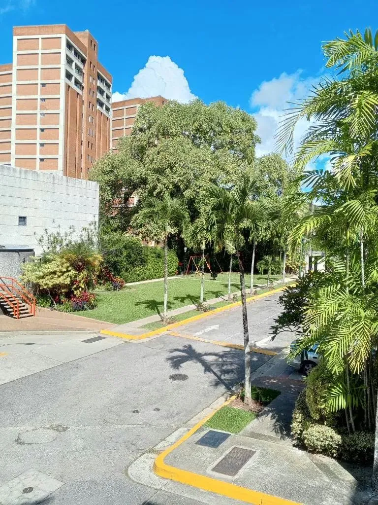 TOWNHOUSE VENTA EN LA BOYERA EL HATILLO - 31