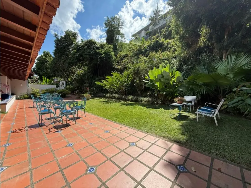 Se vende casa 500m2 6H/8B/4P Cerro Verde - 12