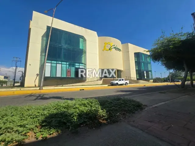 LOCAL COMERCIAL EN VENTA EN CABIMAS CENTER (OBRA GRIS) - 2