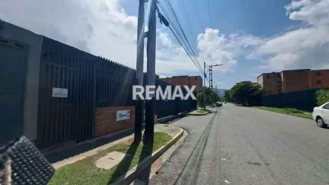 APARTAMENTO EN ALQUILER EN TULIPAN SAN DIEGO AMOBLADO - 2