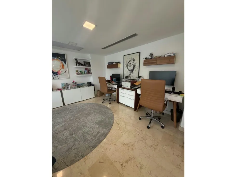 Se vende Ph en calle cerrada 383m2 Los Naranjos de las Mercedes 4695 - 3