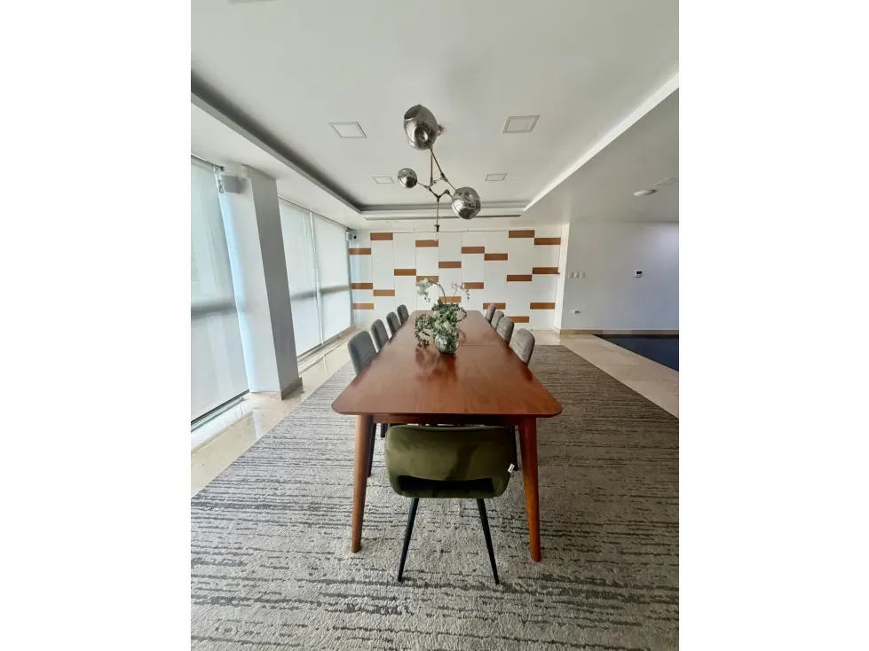 Se vende Ph en calle cerrada 383m2 Los Naranjos de las Mercedes 4695 - 4
