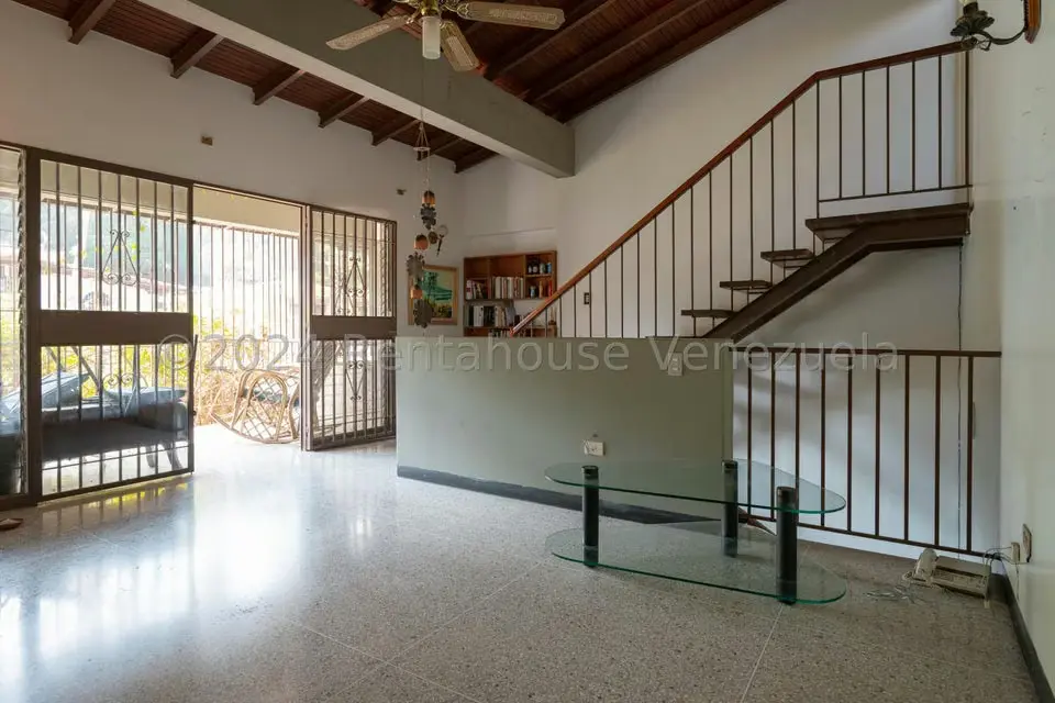 Casa (Multipes Niveles) en Venta en Macaracuay, Distrito Metropolitano - 16