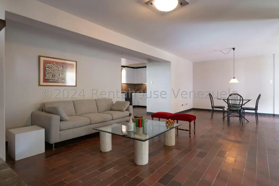 Casa (Multipes Niveles) en Venta en Macaracuay, Distrito Metropolitano - 4