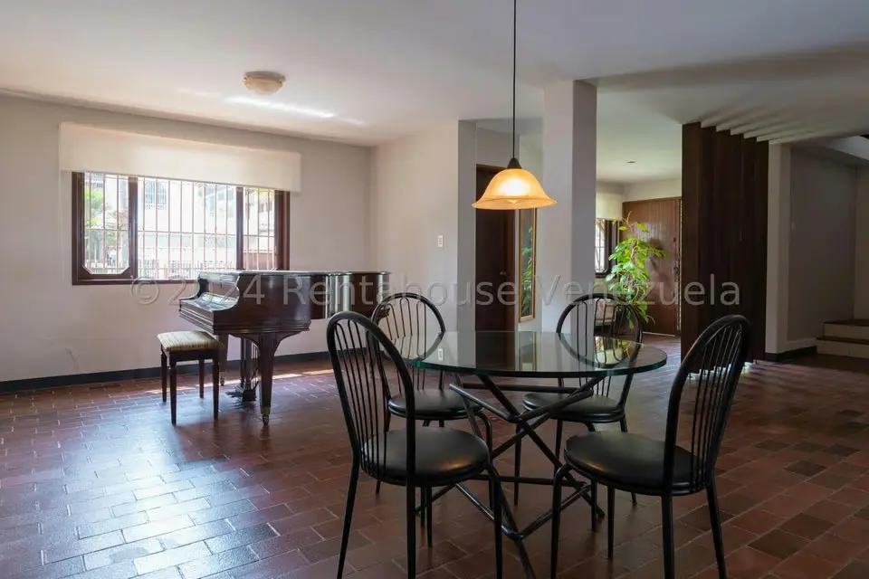 Casa (Multipes Niveles) en Venta en Macaracuay, Distrito Metropolitano - 7