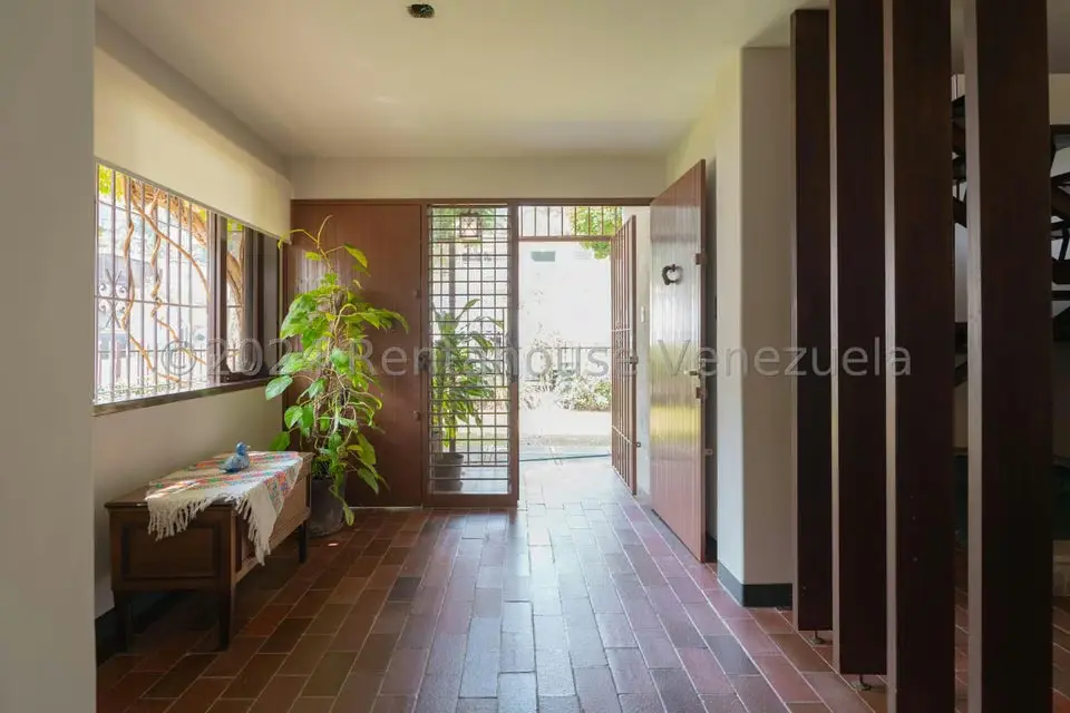 Casa (Multipes Niveles) en Venta en Macaracuay, Distrito Metropolitano - 9