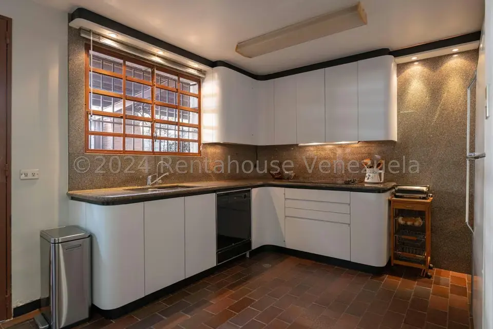 Casa (Multipes Niveles) en Venta en Macaracuay, Distrito Metropolitano - 10