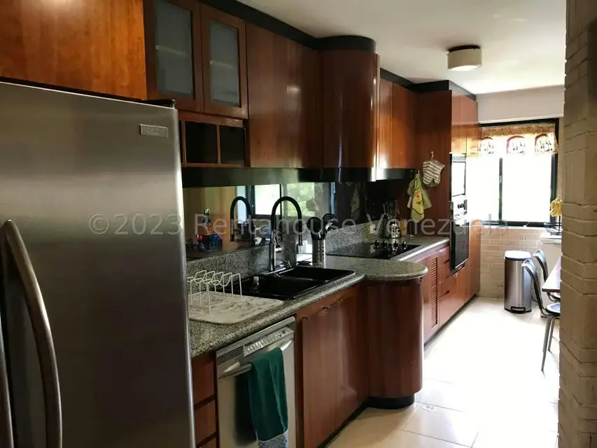 Apartamento (Penthouse) en Venta en Los Naranjos del Cafetal, Distrito Metropolitano - 36