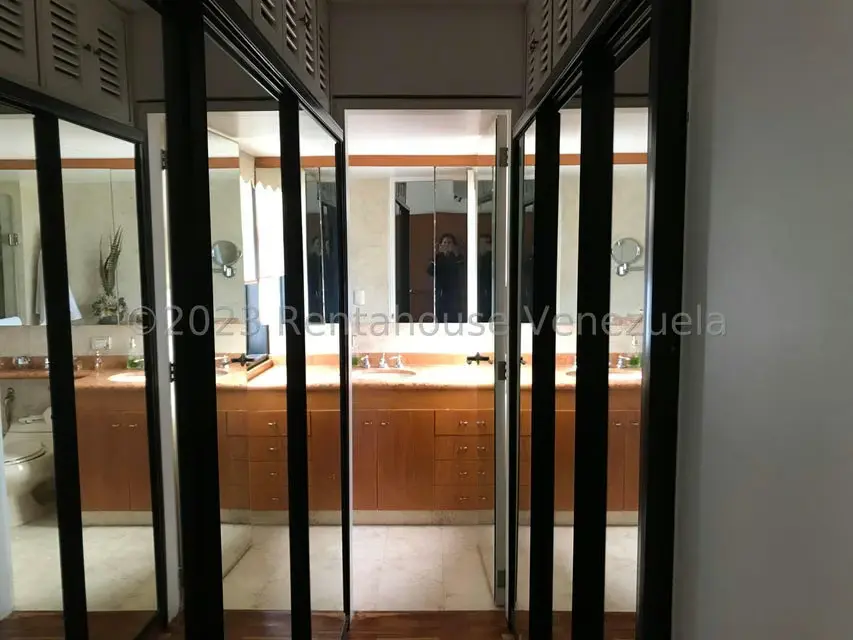Apartamento (Penthouse) en Venta en Los Naranjos del Cafetal, Distrito Metropolitano - 52