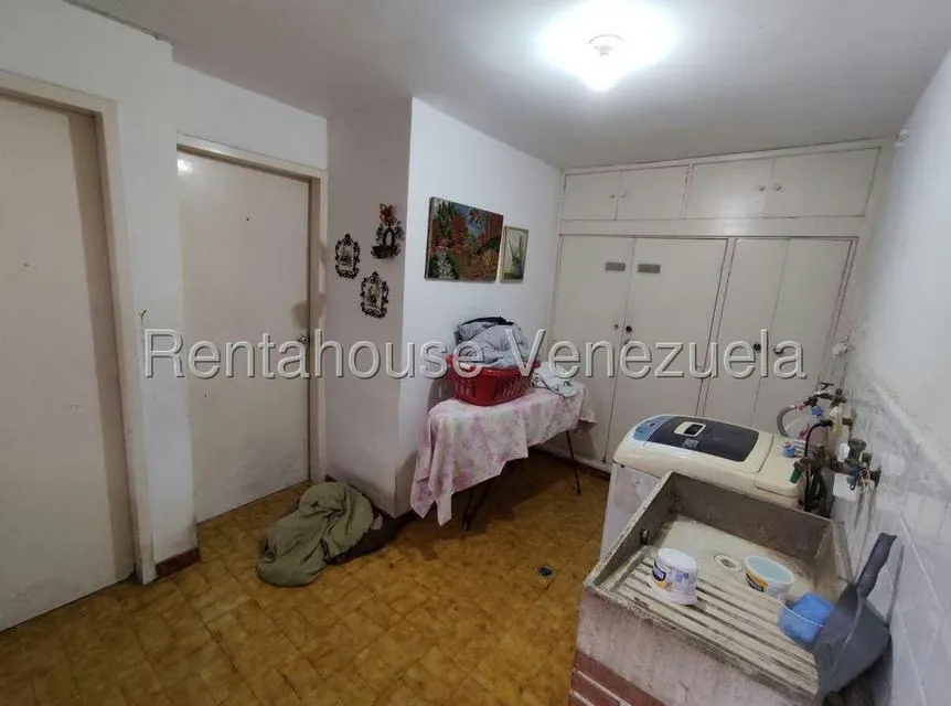 Casa (Multipes Niveles) en Venta en Los Castores, Miranda - 11