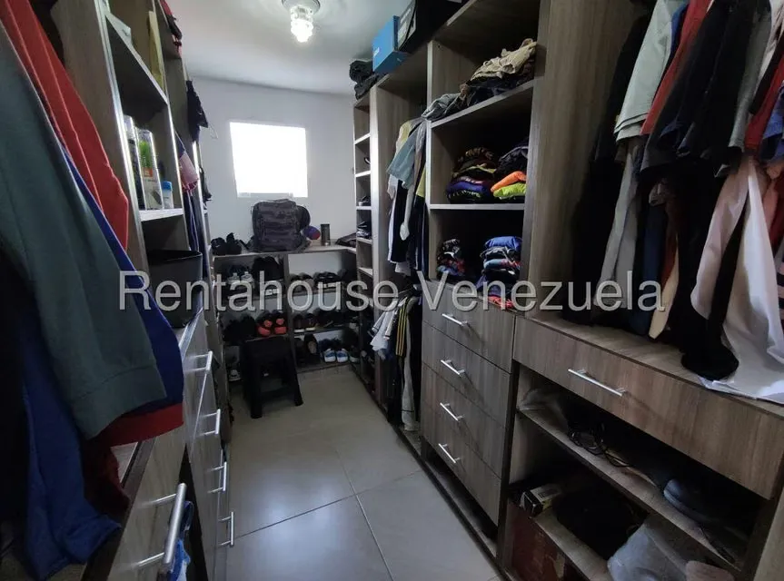 Casa (Multipes Niveles) en Venta en Los Castores, Miranda - 37