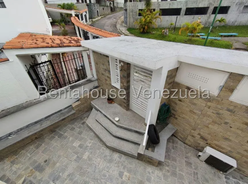 Casa (Multipes Niveles) en Venta en Los Castores, Miranda - 46