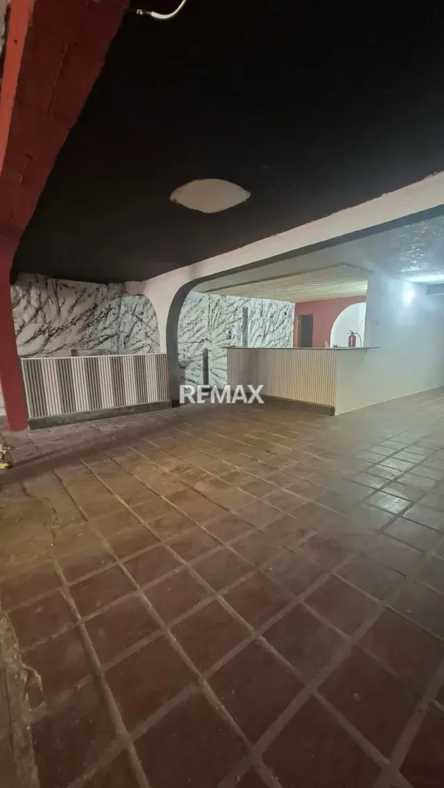 LOCAL COMERCIAL - 5