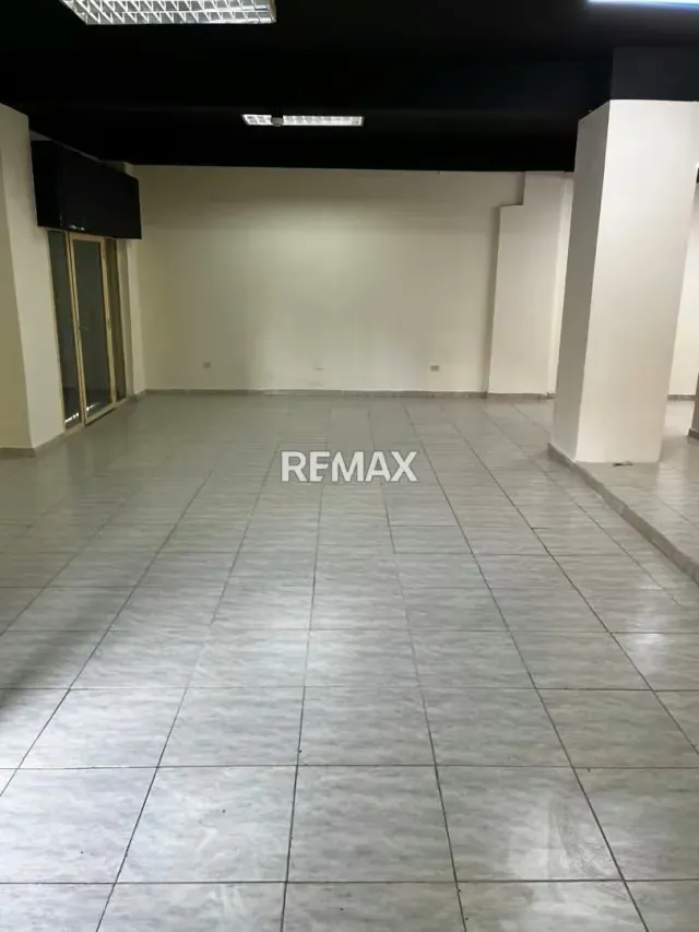 LOCAL COMERCIAL EN ALQUILER AV VICTORIA, CARACAS, ESTRUCTURA PARA CLINICA