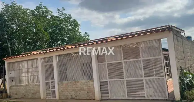 Casa en las Veritas el Cuji