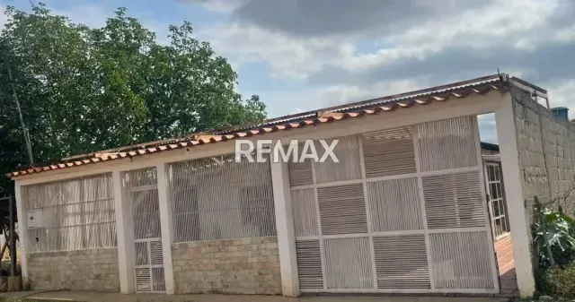 Casa en las Veritas el Cuji