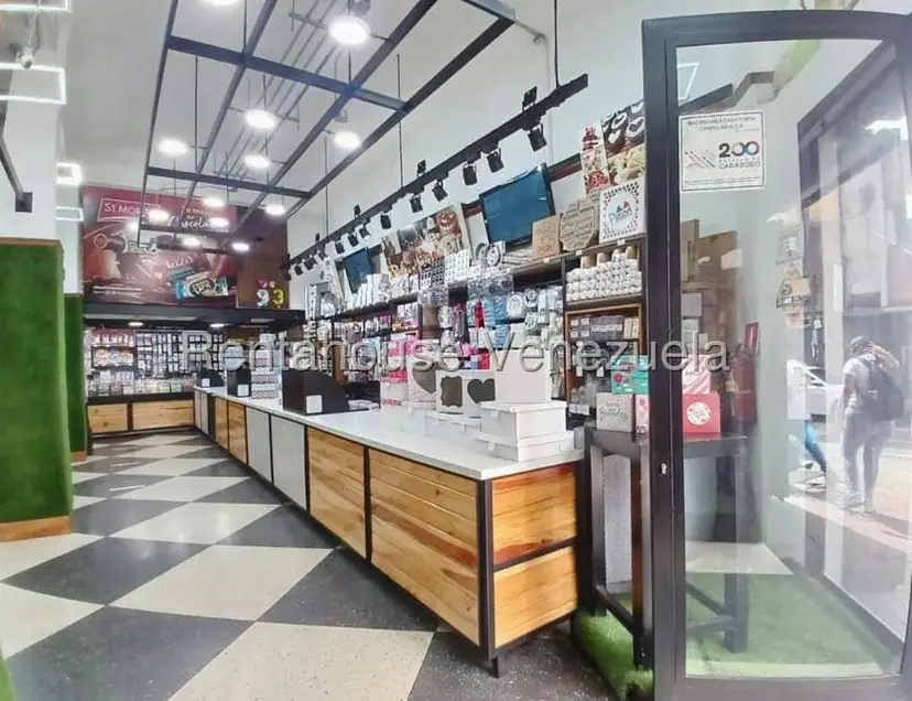 Comercial (Local Comercial) en Alquiler en Parroquia La Candelaria, Distrito Metropolitano