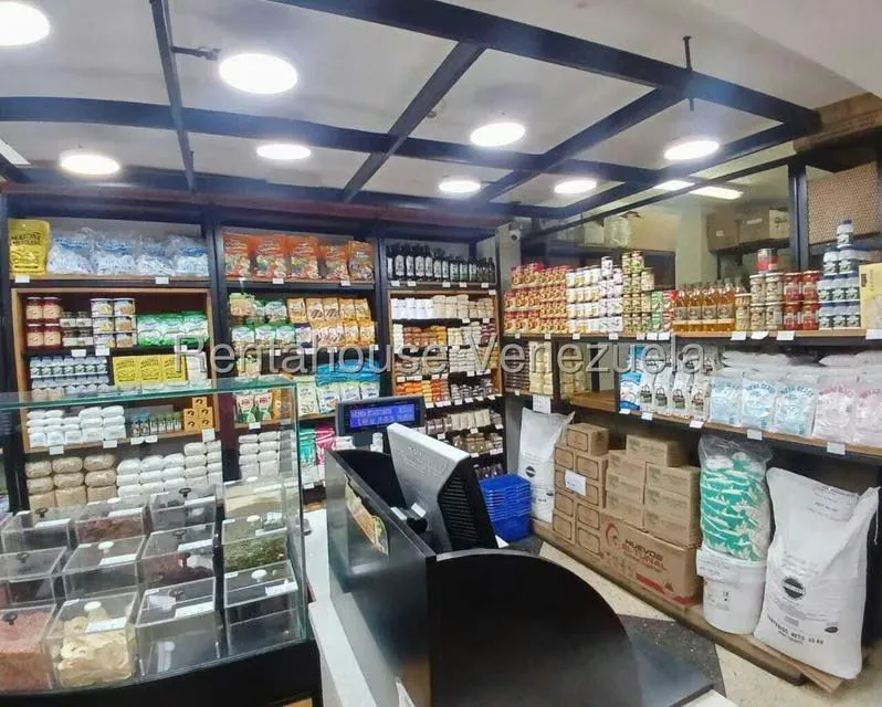 Local Comercial en Alquiler en Parroquia La Candelaria, Distrito Metropolitano - 32