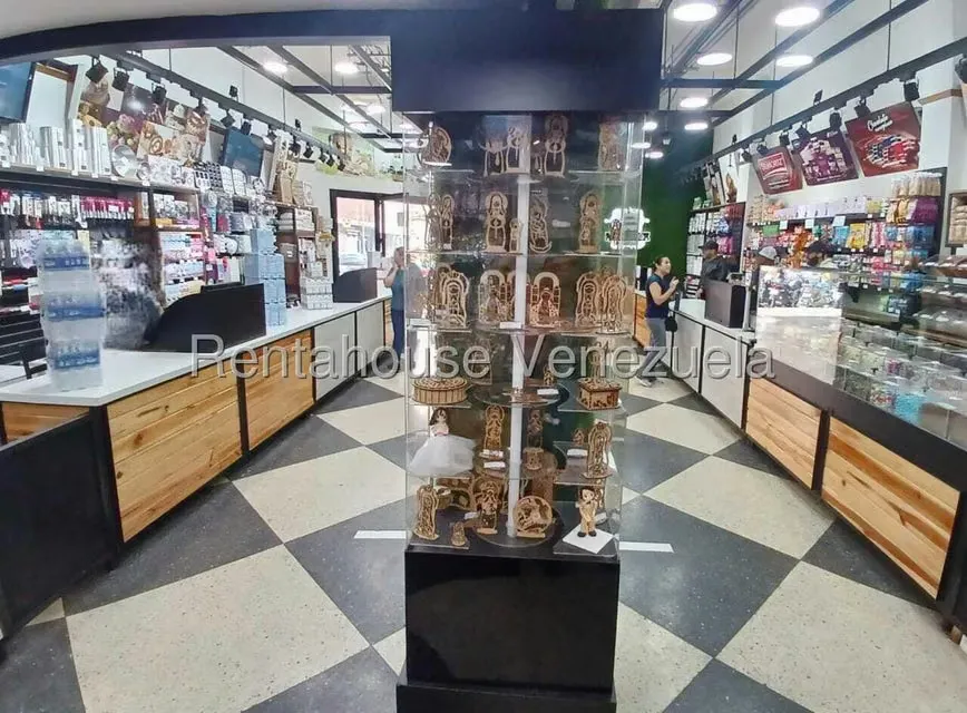 Local Comercial en Alquiler en Parroquia La Candelaria, Distrito Metropolitano - 35