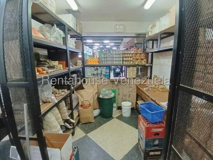 Local Comercial en Alquiler en Parroquia La Candelaria, Distrito Metropolitano - 40