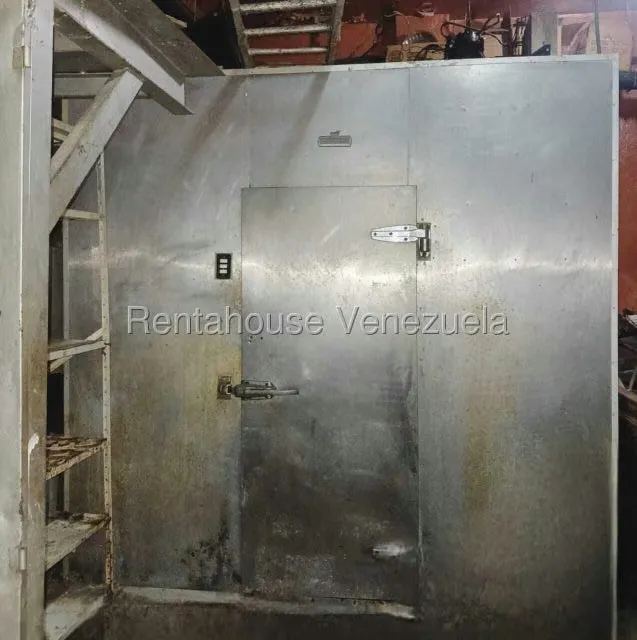 Local Comercial en Alquiler en Parroquia La Candelaria, Distrito Metropolitano - 55