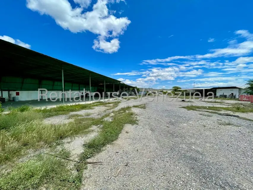 Local Comercial en Venta en Parroquia Juan de Villegas, Lara - 16
