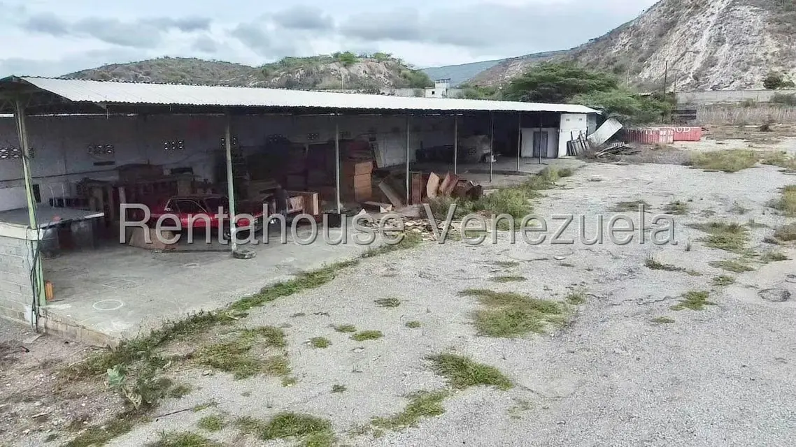 Local Comercial en Venta en Parroquia Juan de Villegas, Lara - 35