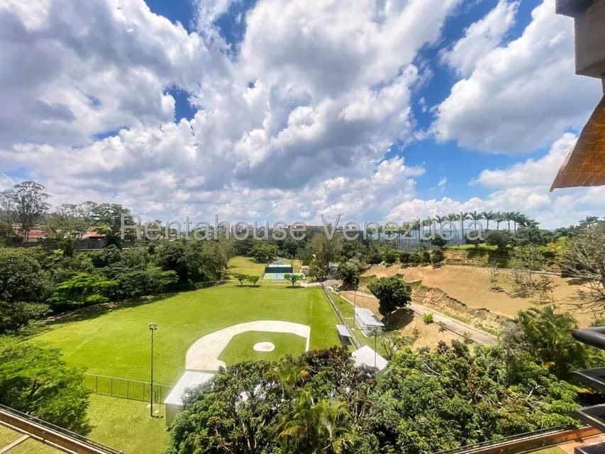Apartamento (1 Nivel) en Alquiler en La Union, Distrito Metropolitano - 24