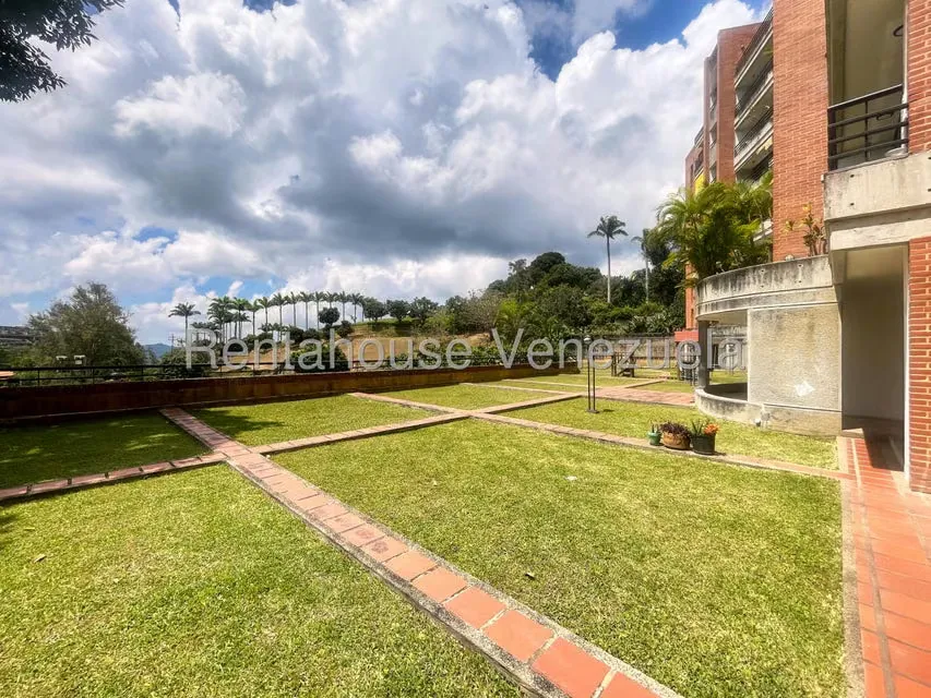 Apartamento (1 Nivel) en Alquiler en La Union, Distrito Metropolitano - 38