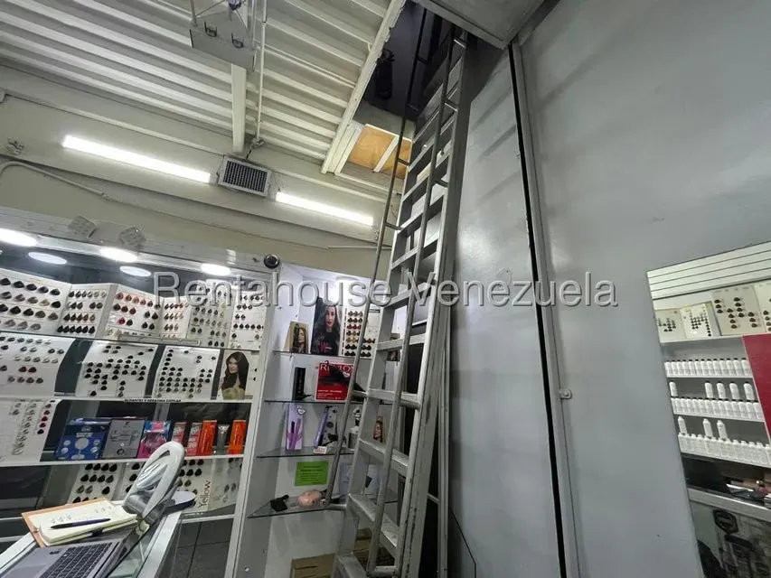 Local Comercial en Alquiler en La Esmeralda, Carabobo - 6