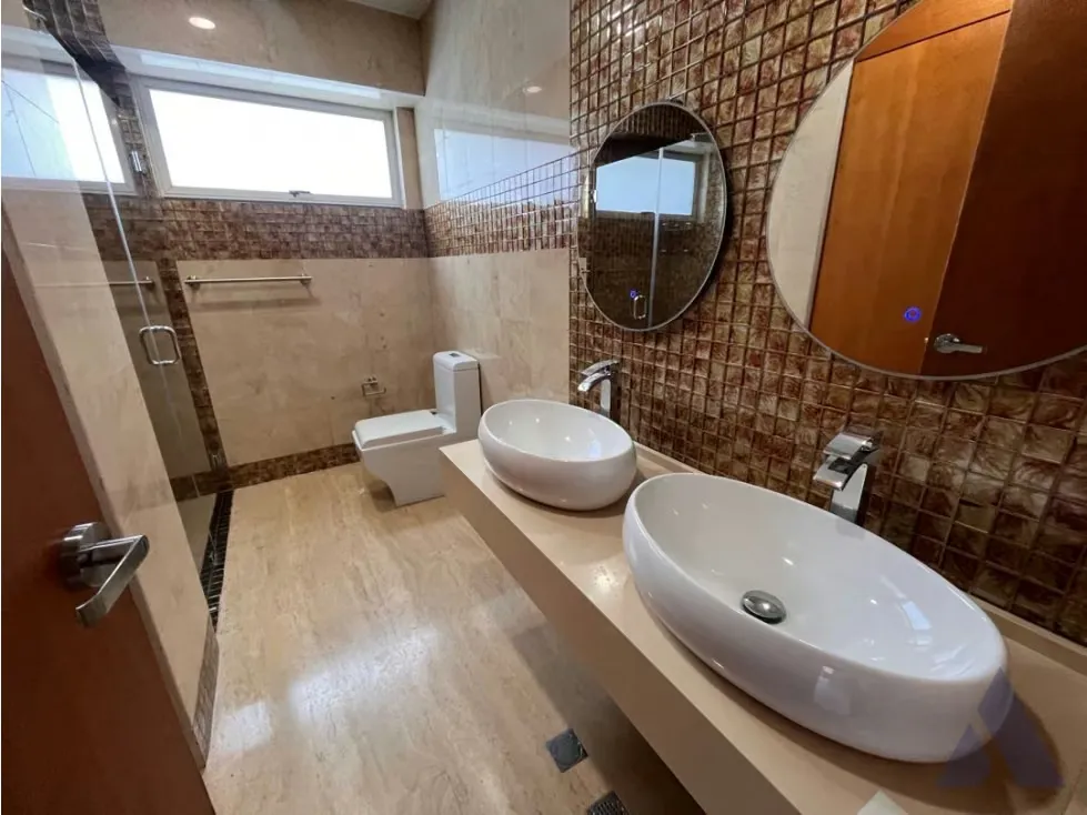 Se alquila apartamento 145m2 La Castellana 0976 - 10