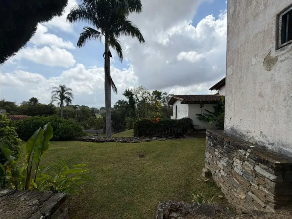 Vendo casa para remodelar 920m2 La Lagunita 6239 - 2