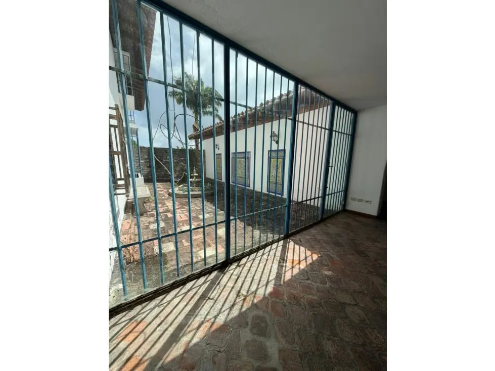 Vendo casa para remodelar 920m2 La Lagunita 6239 - 39
