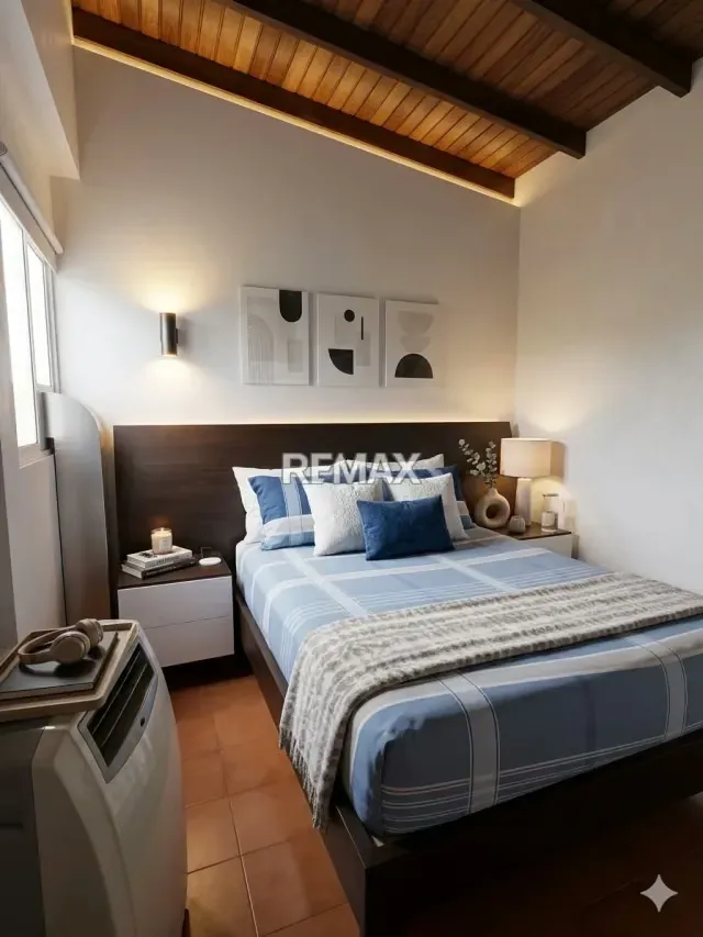 Venta de casa quinta dos niveles con local comercial - 8