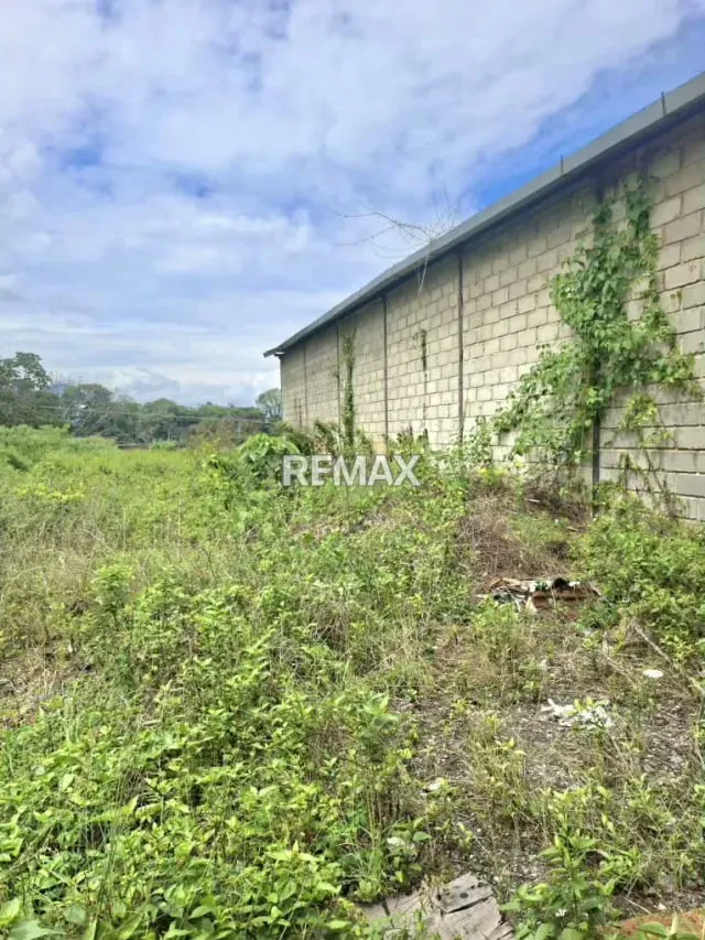 En venta Terreno a Pie de calle, en EL CENTRO Calle 4 con 7ma avda - 4