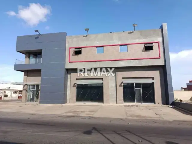 Edificio en Alquiler, Urbanización Santa Irene.