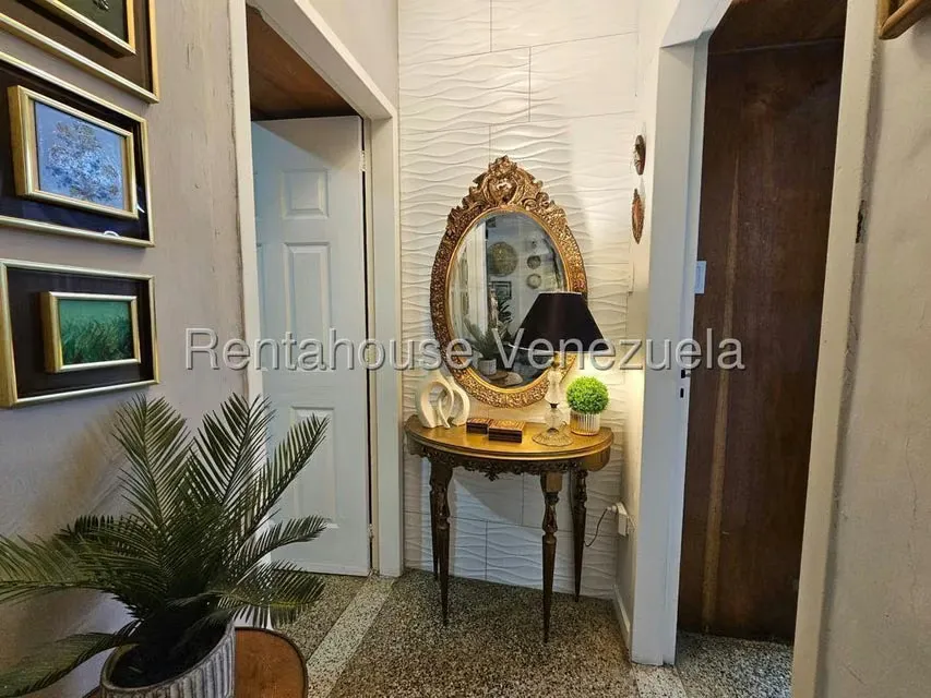 Apartamento (1 Nivel) en Venta en Bello Monte, Distrito Metropolitano - 13