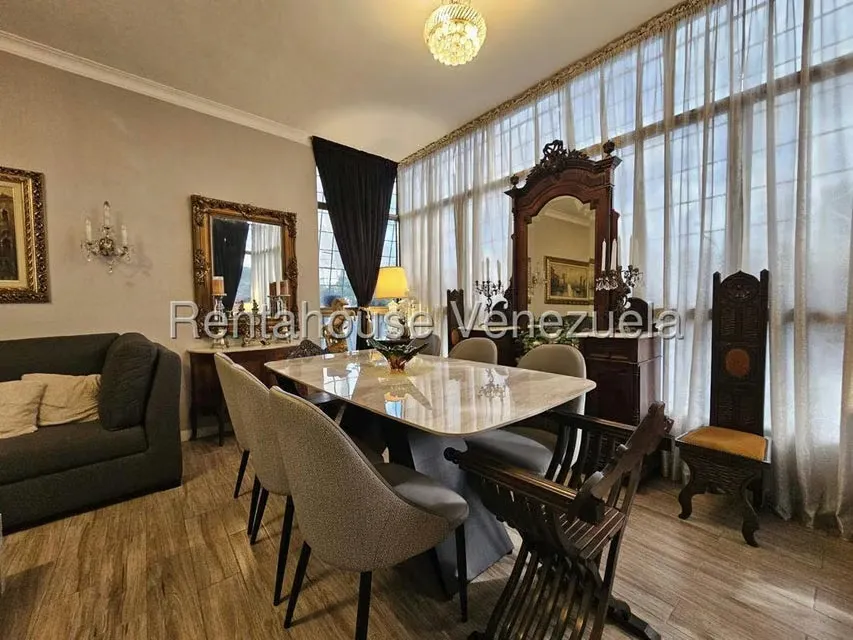 Apartamento (1 Nivel) en Venta en Bello Monte, Distrito Metropolitano - 3