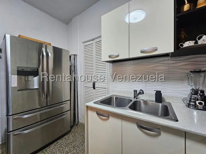 Apartamento (1 Nivel) en Venta en Bello Monte, Distrito Metropolitano - 9