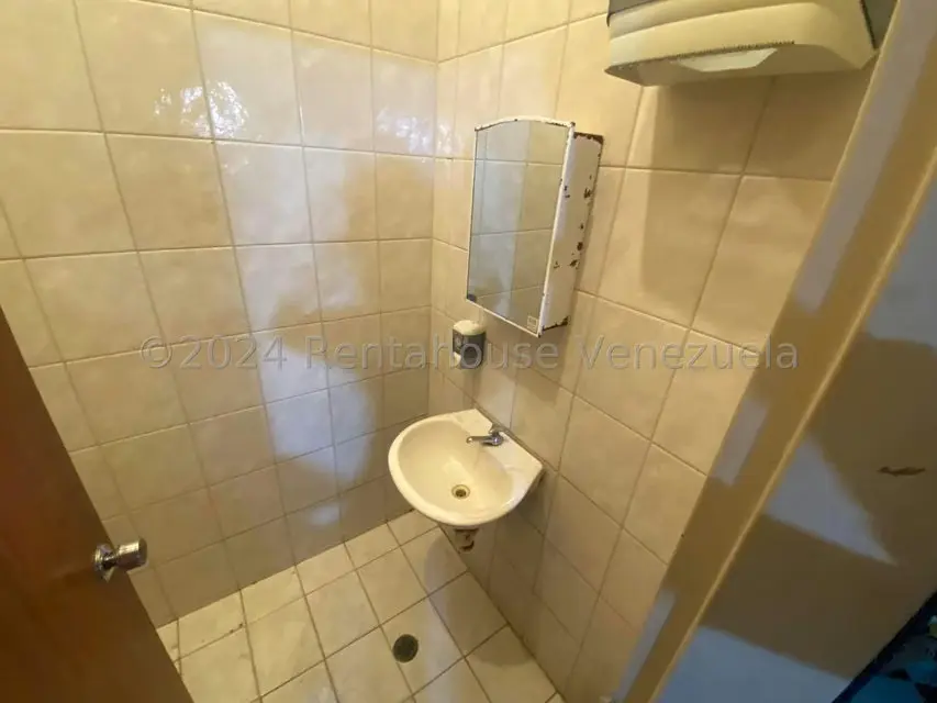 Local Comercial en Venta en Municipio Carrizal, Miranda - 11