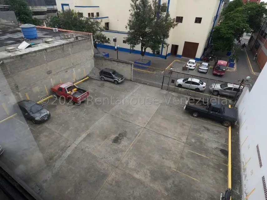 Comercial (Edificio) en Venta en Centro, Lara - 15