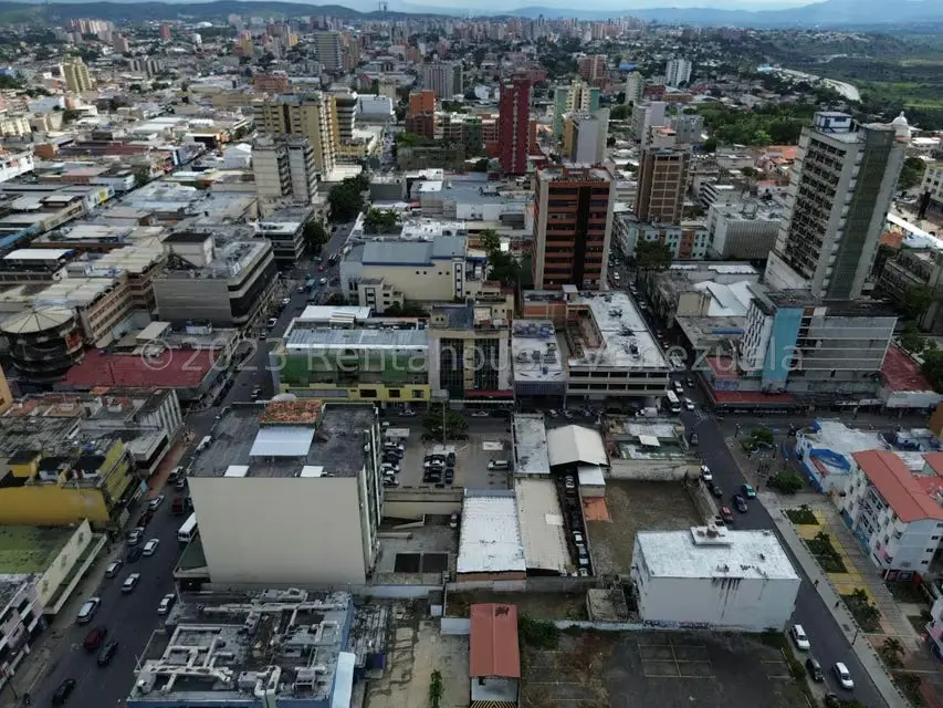 Comercial (Edificio) en Venta en Centro, Lara - 22