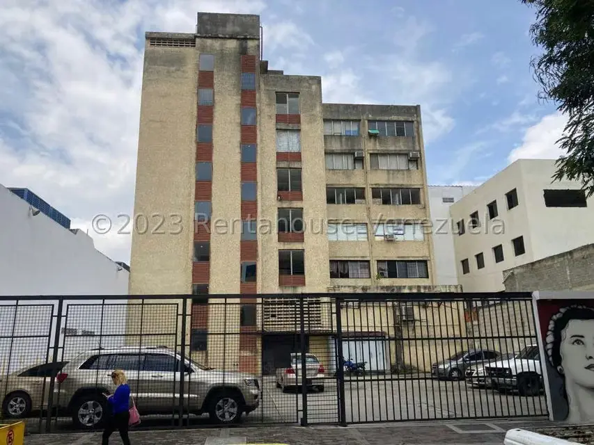 Comercial (Edificio) en Venta en Centro, Lara - 23