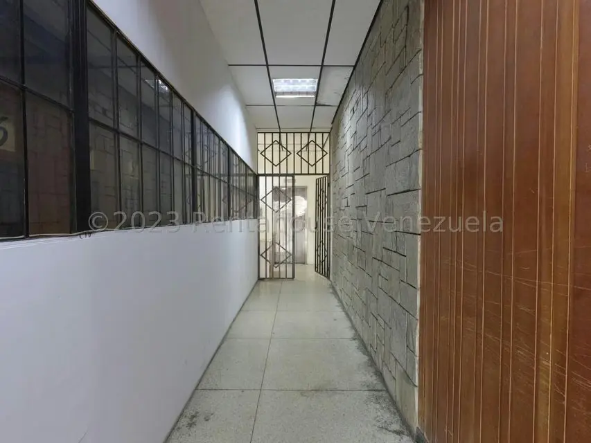 Comercial (Edificio) en Venta en Centro, Lara - 3