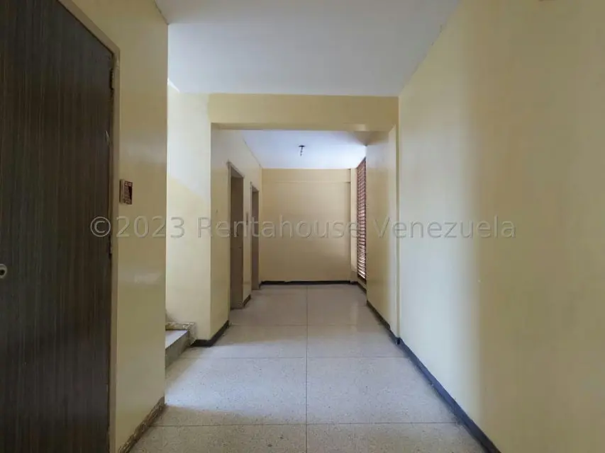 Comercial (Edificio) en Venta en Centro, Lara - 8