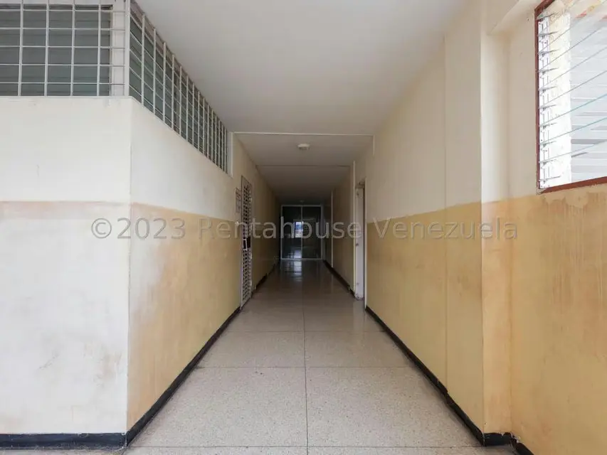 Comercial (Edificio) en Venta en Centro, Lara - 9