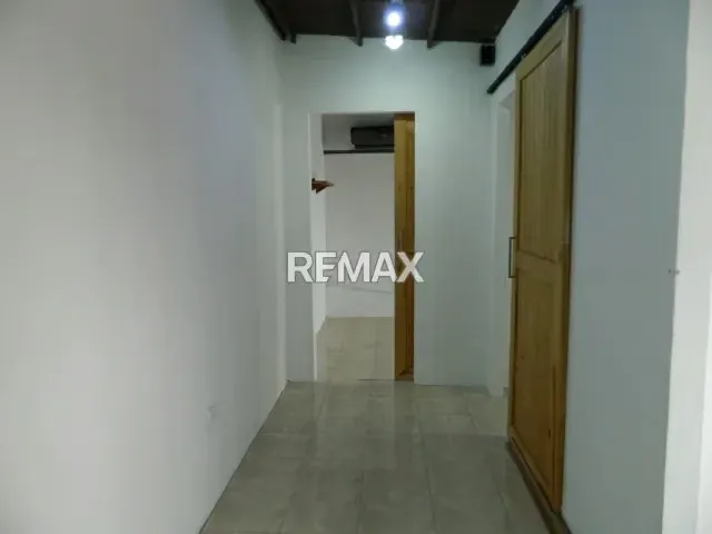 ALQUILO OFICINA COMERCIAL EN ESTE BARQUISIMETO - 8